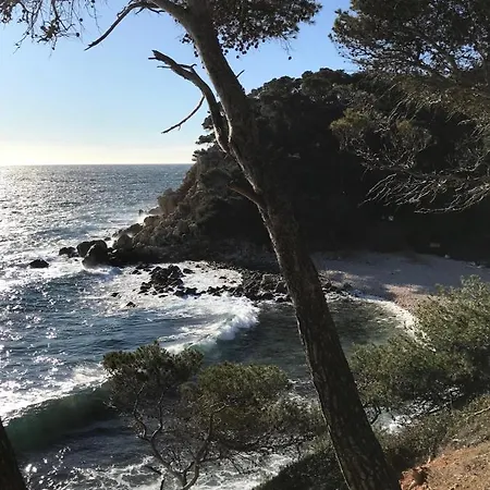 Lucienne , T2 4 Etoiles Avec Garage, Dans Les Calanques Ferienhaus