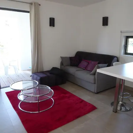 Ferienhaus Lucienne , T2 4 Etoiles Avec Garage, Dans Les Calanques *